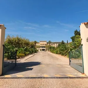  Séjour chez l'habitant Palais Lumiere : La 